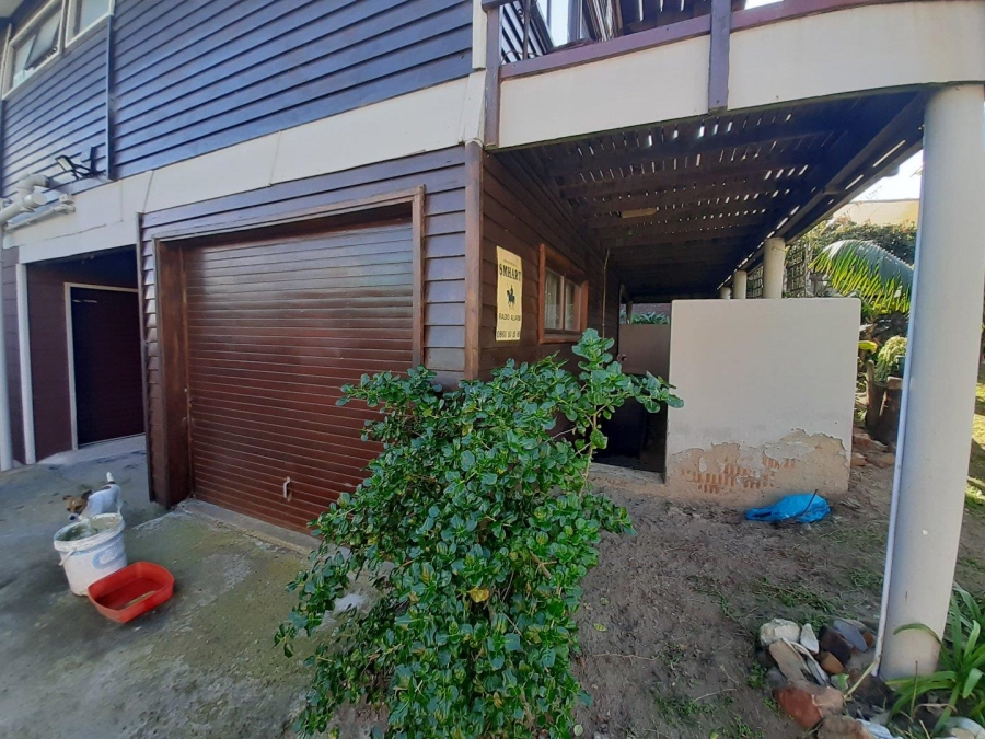 3 Bedroom Property for Sale in Paradise Beach Eastern Cape